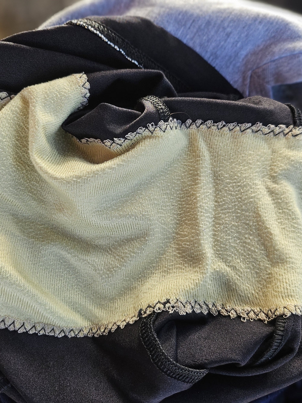 REI Black Kids Unisex Bike Shorts L - Picture 3 of 6